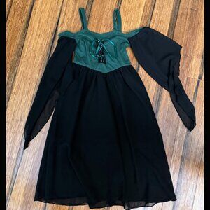 Girl's Medieval Costume - Halloween or Holiday Pics